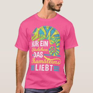 Nur A Girl The Chameleons Loves Lizard Chameleon T-Shirt