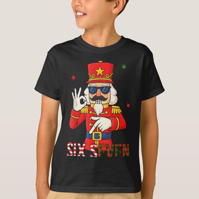 Nutcracker 67 Six Seven Christmas Meme Humor Men W T-Shirt (Front)