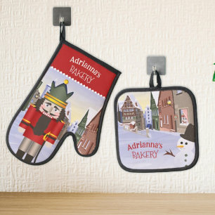 Nutcracker, Bavarian German Towne Personalized Oven Mitt & Pot Holder Set