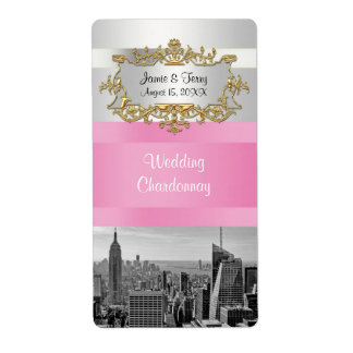 NY City Skyline BW 05 White, Pink Wine Label