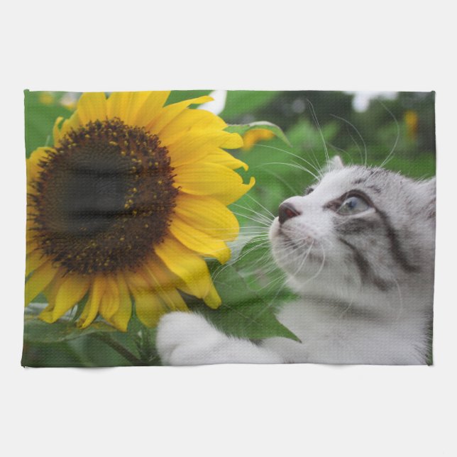 Nyankichi, a stray cat tea towel (Horizontal)
