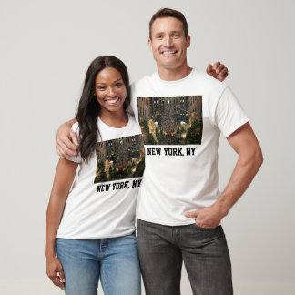 NYC Rockefeller Centre Xmas Tree Falling Snow T-Shirt