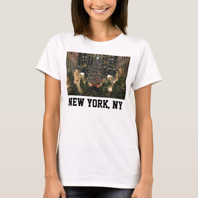 NYC Rockefeller Centre Xmas Tree Falling Snow T-Shirt (Front)