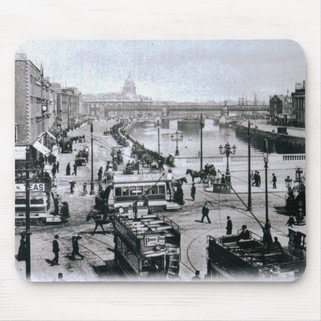 O' Connell Bridge and the River Liffey, Dublin Mouse Pad (Front)