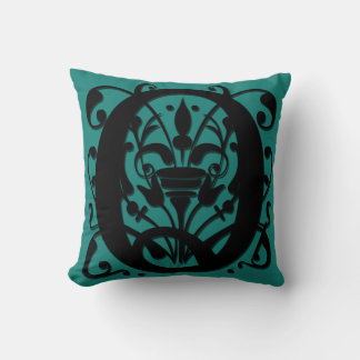 O Initial letter Monogram - Cushion