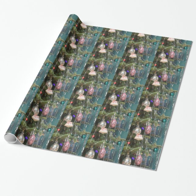 O Tannenbaum! Wrapping Paper (Unrolled)