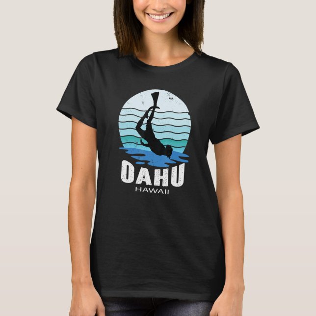 Oahu Hawaii Diving Diver Freediving Underwater Scu T-Shirt (Front)