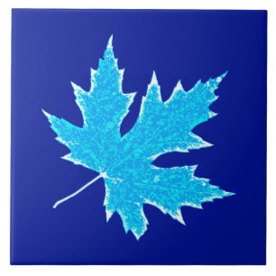 Oak leaf - ice blue and white tile