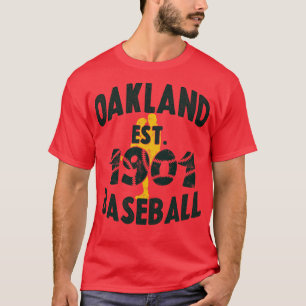 Oakland Baseball Est 1901 Baseball Pitcher Vintage T-Shirt