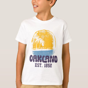Oakland California Retro Surfer Vintage Beach For  T-Shirt