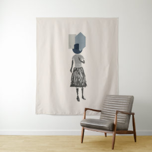 objet_14_une femme_1 L_size tapestry