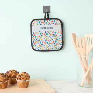 Ocean beach with starfish, shells and pebbles pot holder