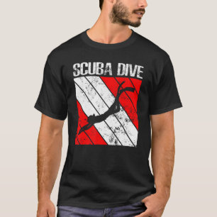 Ocean Diving Scuba Diver Down Flag Vintage Diving T-Shirt