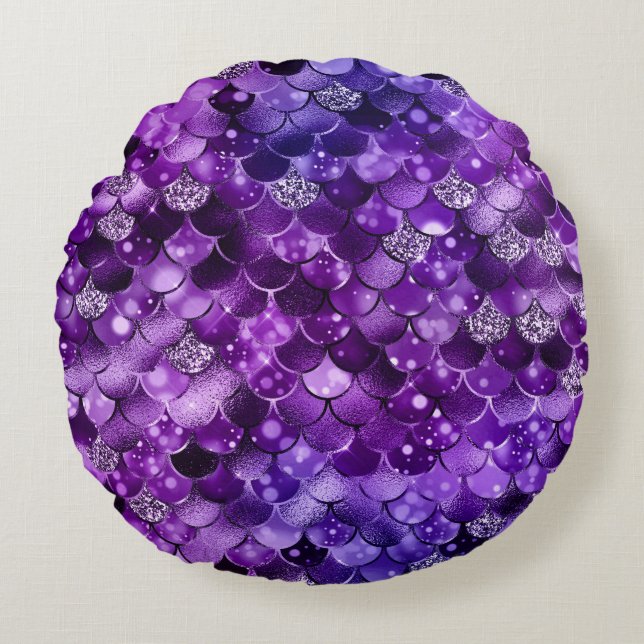 Ocean Glamour Colourful Fish Scales Pattern Round Cushion (Front)
