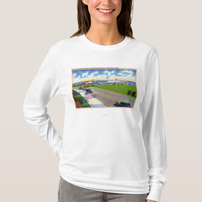Ocean Park View of Boats Arriving at Harbour T-Shirt (Front)