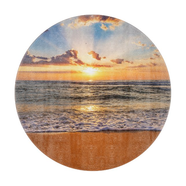 Ocean sunrise, deep blue horizon. cutting board (Front)