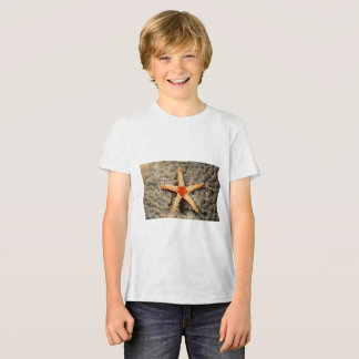 "Ocean Treasures: Starfish Graphic T-Shirt" Tri-Blend Shirt