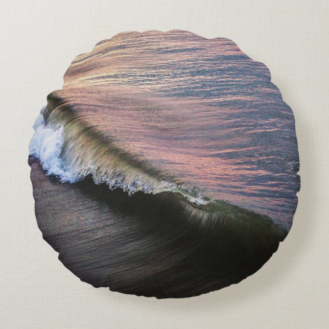 OCEAN WAVES CRASHING ON SHORE DURING DAYTIME ROUND CUSHION (Front)