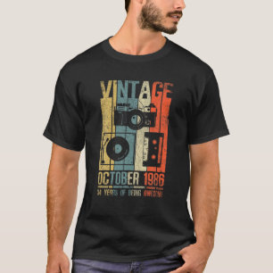 October 1986 T 34 Year Old 1986 Birthday Gift T-Shirt