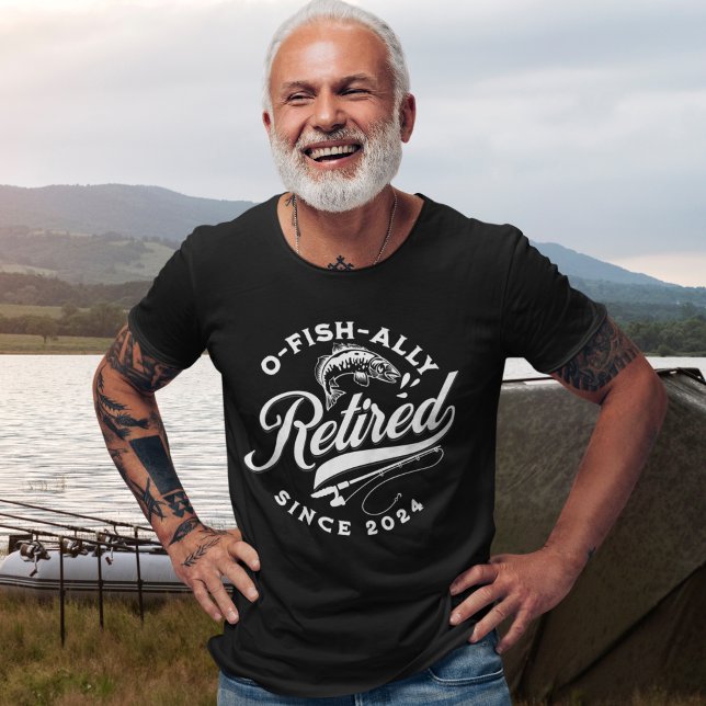Ofishally Retired 2024 Funny Fishing T-Shirt (Creator Uploaded)
