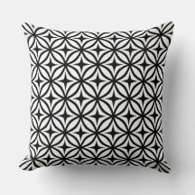 Ogee and Star Repeat Pattern Throw Pillow