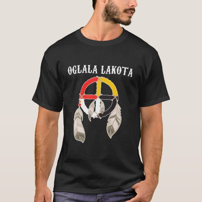 Oglala Lakota Sioux South Dakota Medicine Wheel La T-Shirt (Front)