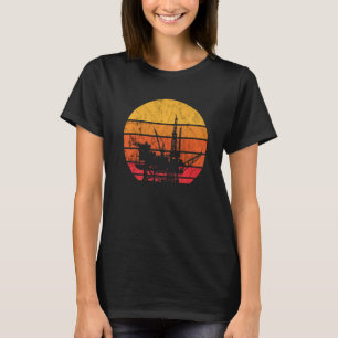 Oilfield Worker Retro Vintage Sunset Oil Rig Oildr T-Shirt