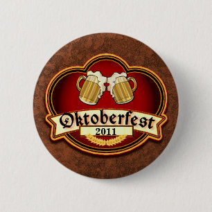 Oktoberfest Toast with Customisable Date 6 Cm Round Badge