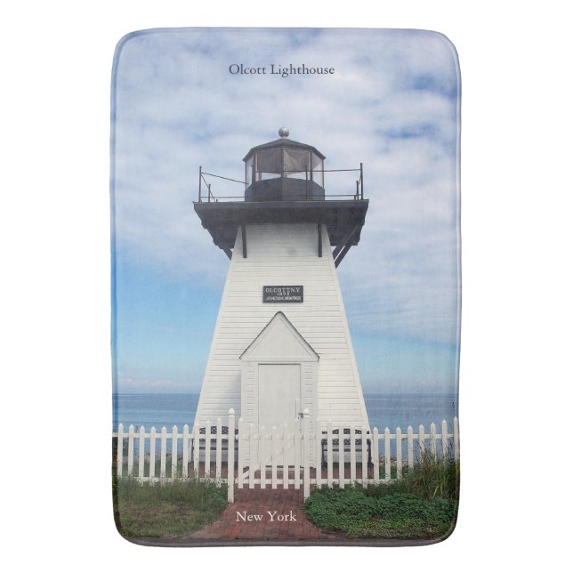Olcott Lighthouse bathmat (Front Vertical)