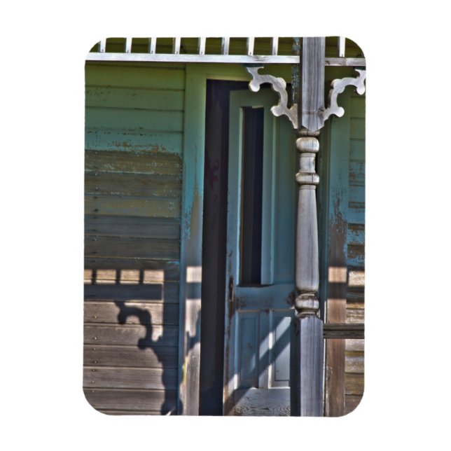 Old, abandoned homestead magnet (Vertical)