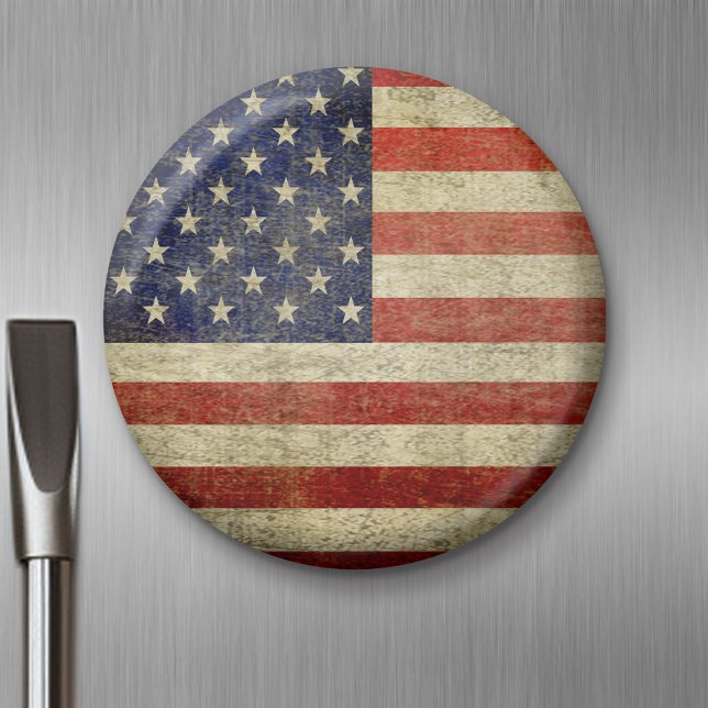 Old American Flag Magnet (Magnet)