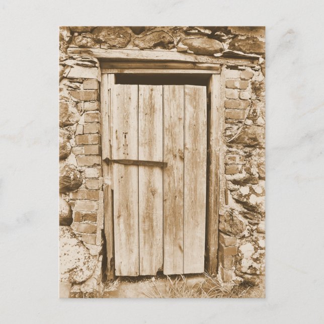 OLD BARN DOOR POSTCARD (Front)