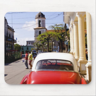 Old classic American auto in Guanabacoa a town Mouse Pad