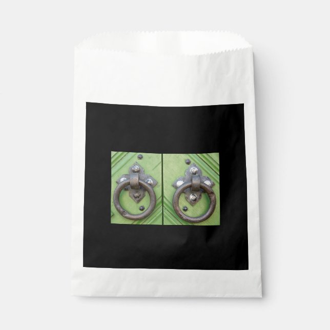 Old door favour bags (Front)