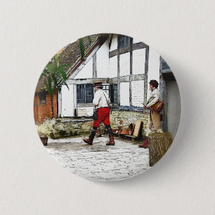 OLD ENGLAND 6 CM ROUND BADGE