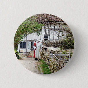 OLD ENGLAND 6 CM ROUND BADGE