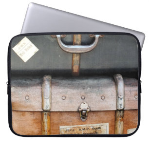 OLD ENGLAND LAPTOP SLEEVE