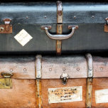 OLD ENGLAND STERLING SILVER NECKLACE<br><div class="desc">Old suitcases from the 1940's stacked on the railway station platform ready to be collected by the owners. England UK. 


com</div>