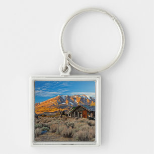 Old Farmhouse Along Hwy 395 In June Lake Key Ring