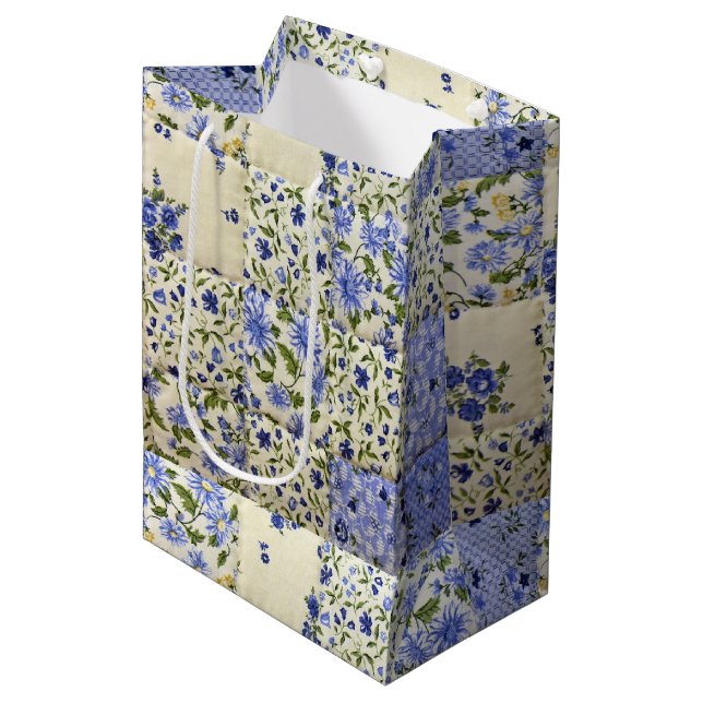 Old-fashioned Blue Floral Quilt Pattern  Medium Gift Bag (Front Angled)
