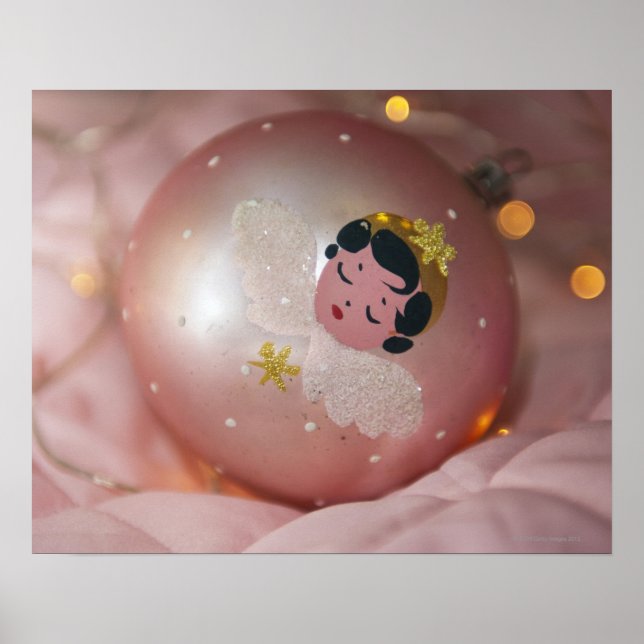 Old-fashioned pink christmas bauble poster (Front)