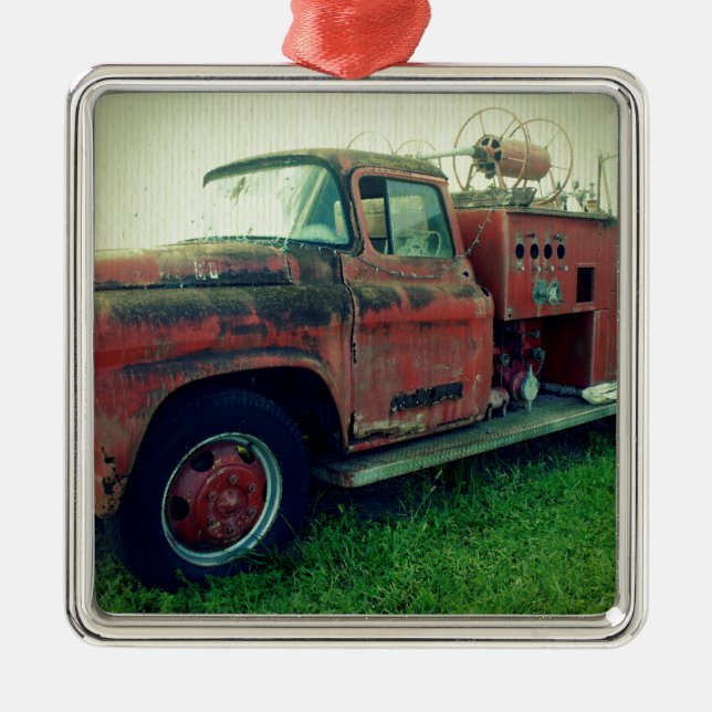 Old Fire Truck Metal Tree Decoration (Front)