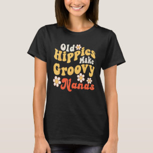 Old Hippies Make Groovy Nanas Retro 70s Daisy Funn T-Shirt