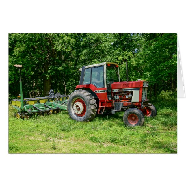 Old International Tractor (Front Horizontal)