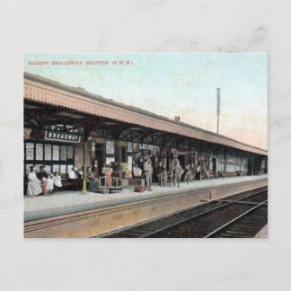 Old Postcard - Ealing Broadway Station