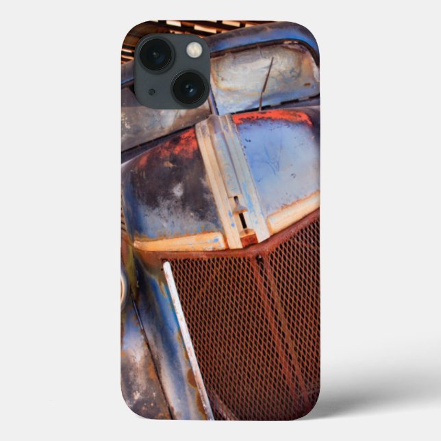Old rusty truck on a farm Case-Mate iPhone case (Back)