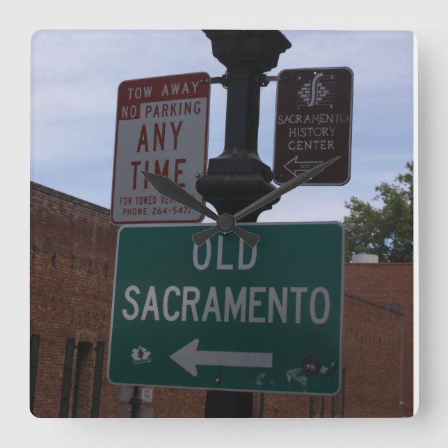 Old Sacramento Clock (Front)