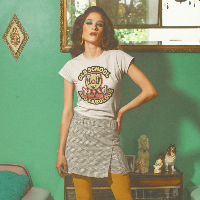 OLD SCHOOL & FABULOUS LADIES WOMENS RETRO T-SHIRTS (Creator Uploaded)