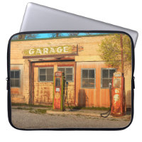 Old service station in rural Utah, USA. vintage,