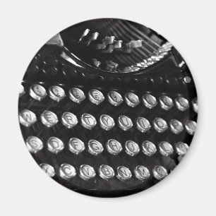 Old typewriter keys magnet